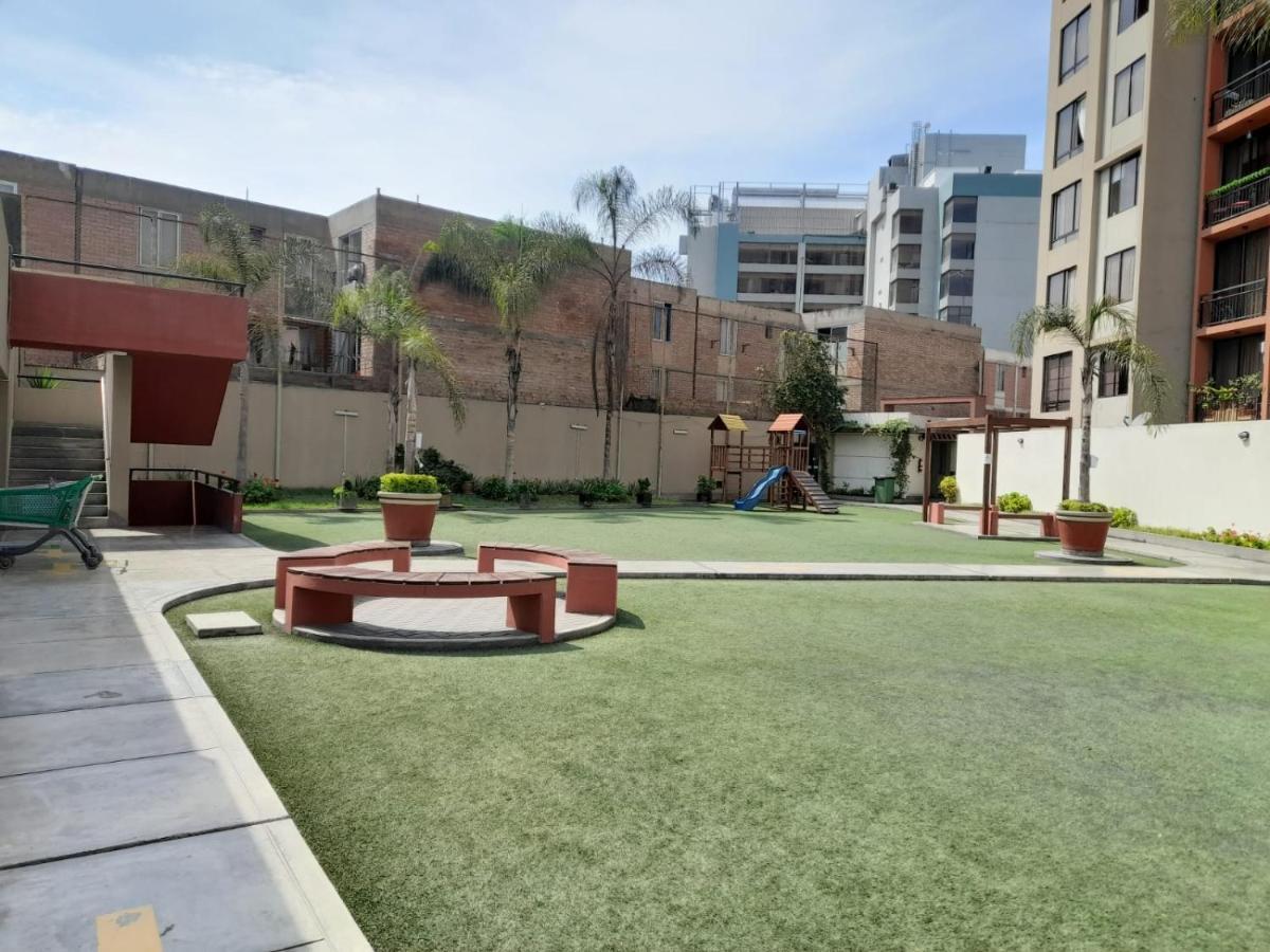 Departamento Completo Surquillo/Miraflores Лима Екстериор снимка